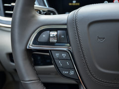 2017款 3.0T 四驱总统版