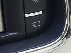 2017款 3.0T 四驱总统版