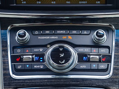 2017款 3.0T 四驱总统版