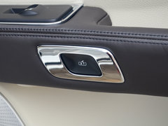 2017款 3.0T 四驱总统版