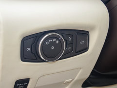 2017款 3.0T 四驱总统版