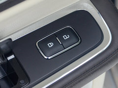 2017款 3.0T 四驱总统版