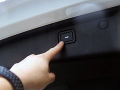 2017款 红标H7 2.0T 自动尊贵型