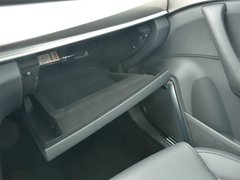 2017款 红标H7 2.0T 自动尊贵型