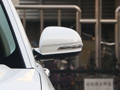 2017款 蓝标H7L 2.0T 自动尊贵型