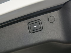 2017款 蓝标H7L 2.0T 自动豪华型