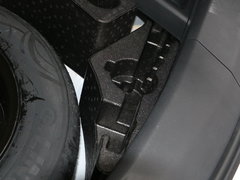 2017款 2.0L 手动尊贵型
