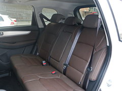 2017款 2.0L 手动尊贵型