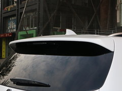 2017款 2.0L 手动尊贵型