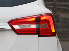2017款 2.0L 手动尊贵型