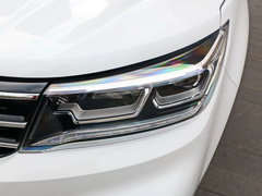 2017款 2.0L 手动尊贵型