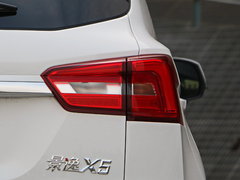 2017款 2.0L 手动尊贵型
