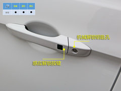 2017款 2.0L 手动尊贵型