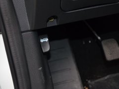 2017款 1.5L 手动豪华型