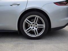 2017款 Panamera 4 行政加长版 3.0T