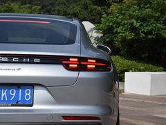 2017款 Panamera 4 行政加长版 3.0T