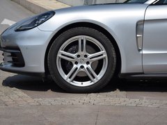 2017款 Panamera 4 行政加长版 3.0T