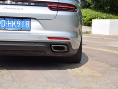 2017款 Panamera 4 行政加长版 3.0T