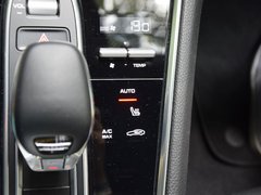 2017款 Panamera 4 行政加长版 3.0T