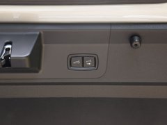 2017款 Panamera 4 行政加长版 3.0T