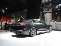 2017款 Panamera 3.0T