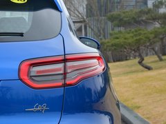 2017款 2.0T 自动极致之梦版