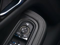 2017款 2.0T 自动极致之梦版