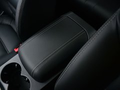 2017款 2.0T 自动极致之梦版