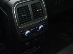 2017款 2.0T 自动极致之梦版