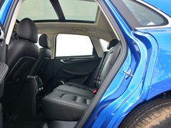 2017款 2.0T 自动极致之梦版