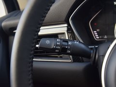2017款 2.0T 自动极致之梦版