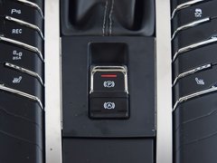 2017款 2.0T 自动极致之梦版
