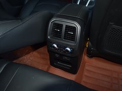 2017款 2.0T 自动极致之梦版
