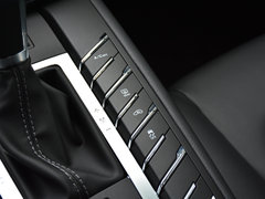 2017款 2.0T 自动极致之光版