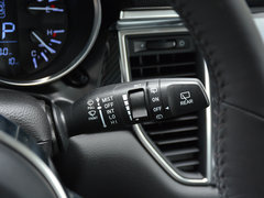 2017款 2.0T 自动极致之光版