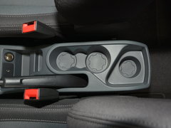 2017款 1.5L 自动风尚型