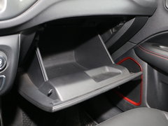 2017款 200TS 自动高性能四驱版