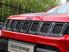 2017款 200TS 自动高性能四驱版