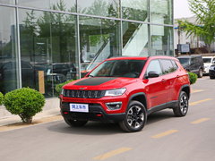 2017款 200TS 自动高性能四驱版