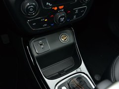 2017款 200T 自动臻享版