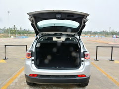2017款 200T 自动臻享版