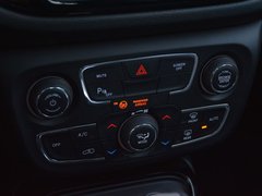 2017款 200T 自动臻享版