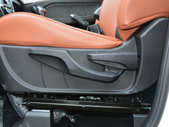 2017款 1.5L 舒适型