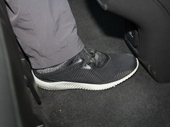 2017款 550T 自动四驱捍界版