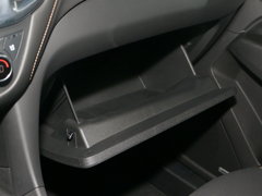 2017款 550T 自动四驱捍界版