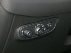 2017款 550T 自动四驱捍界版