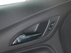 2017款 550T 自动四驱捍界版