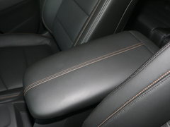 2017款 550T 自动四驱捍界版