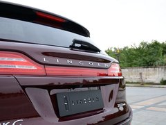 2017款 2.0T 四驱尊耀版
