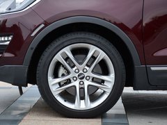 2017款 2.0T 四驱尊耀版